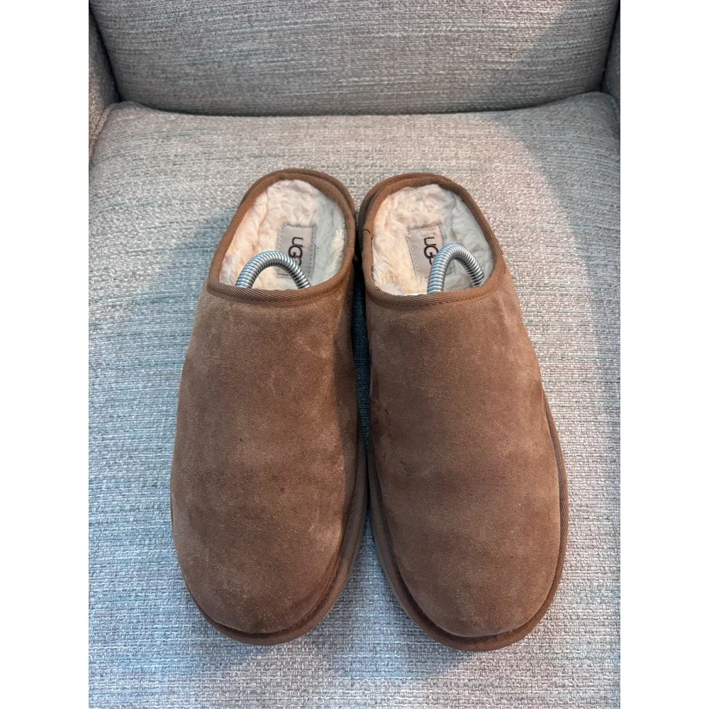 UGG Classic Slip-On Suede Slippers‎ Chestnut Brown Sheepskin Lining  Mens 11